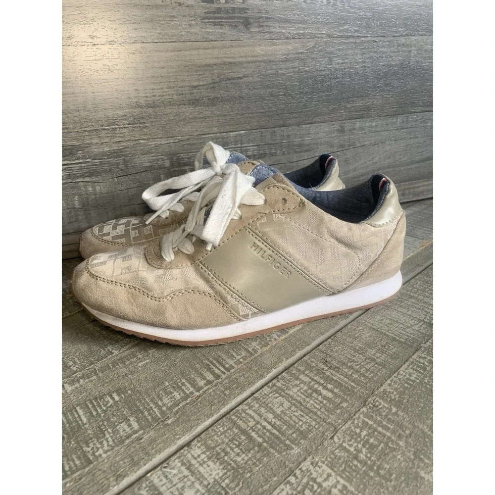 Tommy Hilfiger Women's Sneakers Shoes Size 7.5 Tan Wonderful Condition - Picture 4 of 8
